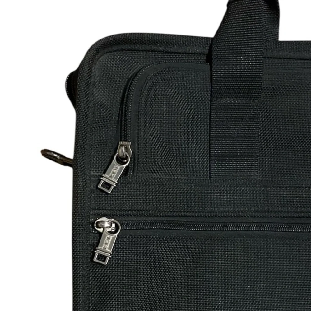 TUMI Black Business Bag 26001D4 Authentic Briefcase Laptop Carrier Luggage